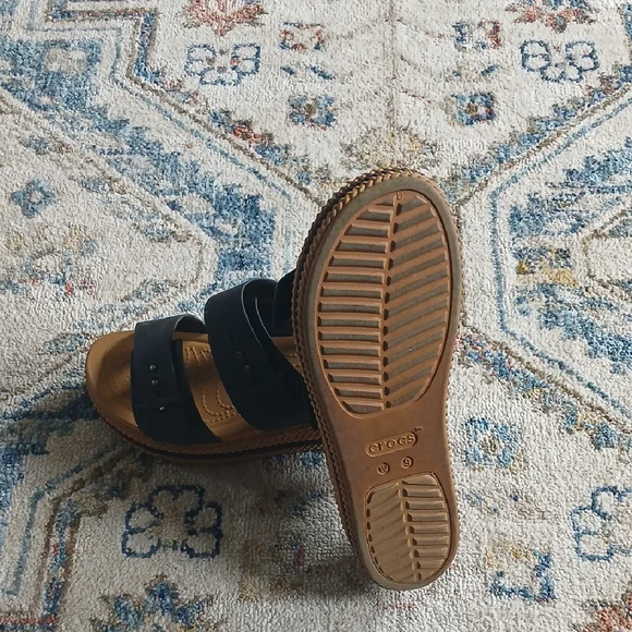 Black and Tan Crocs Slide Sandals - Picture 4 of 4